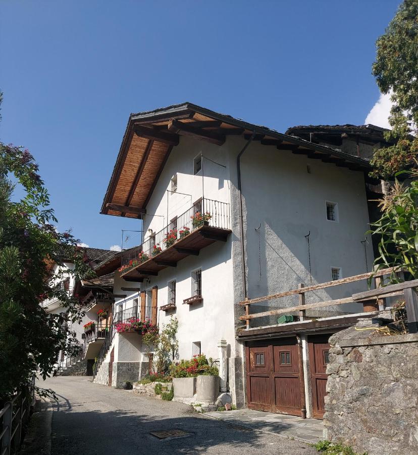 Apartament Lo Solan Valpelline Zewnętrze zdjęcie